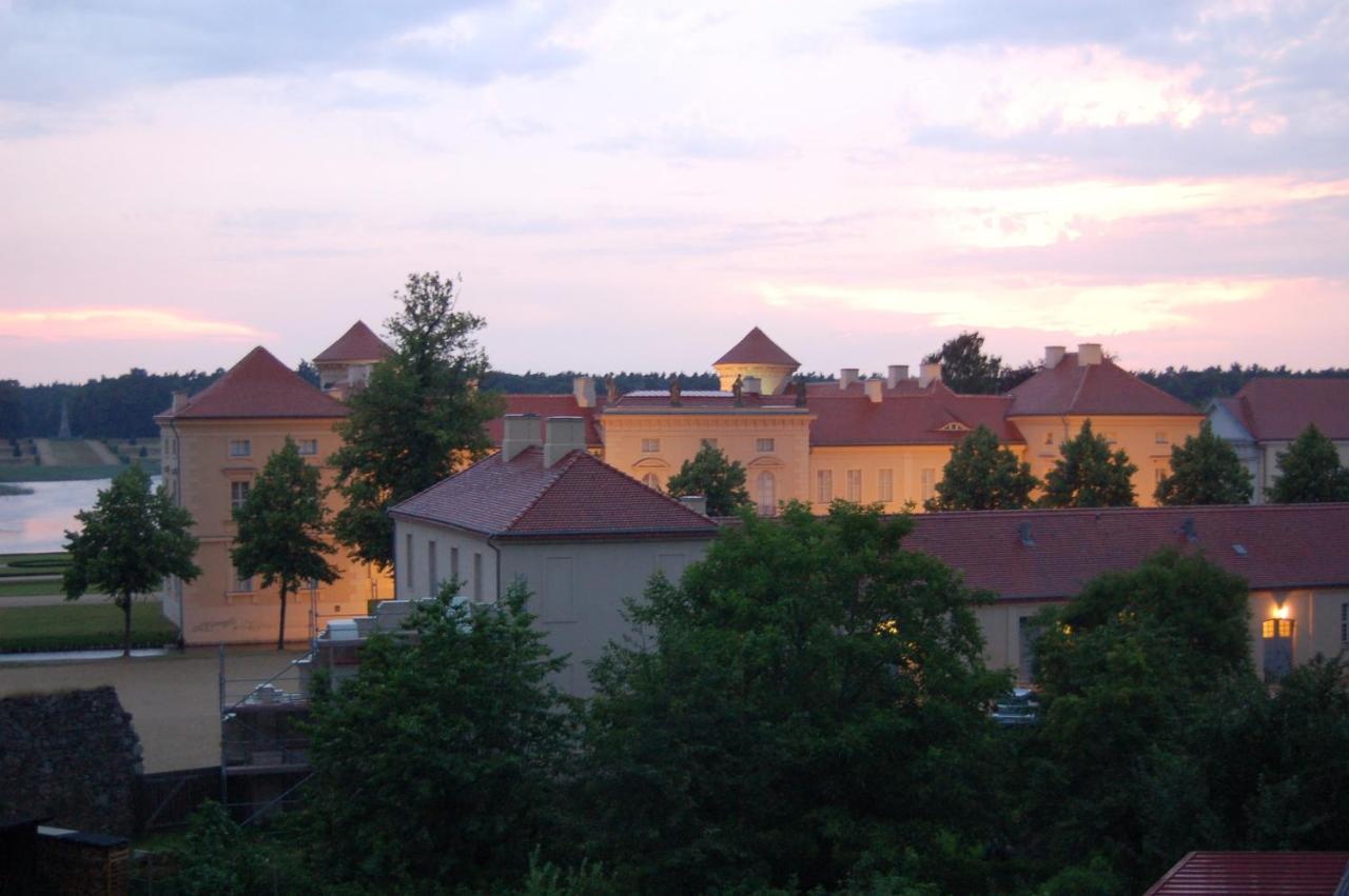 Loggiahaus Am Schloss, 5 Ferienwohnungen, Teils Mit Schloss- Und Seeblick Rheinsberg Dış mekan fotoğraf